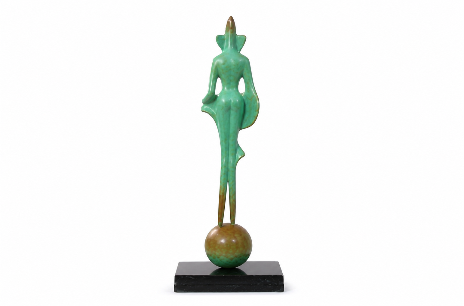 Catwalk – Bronze Sculpture by Ali Esmat